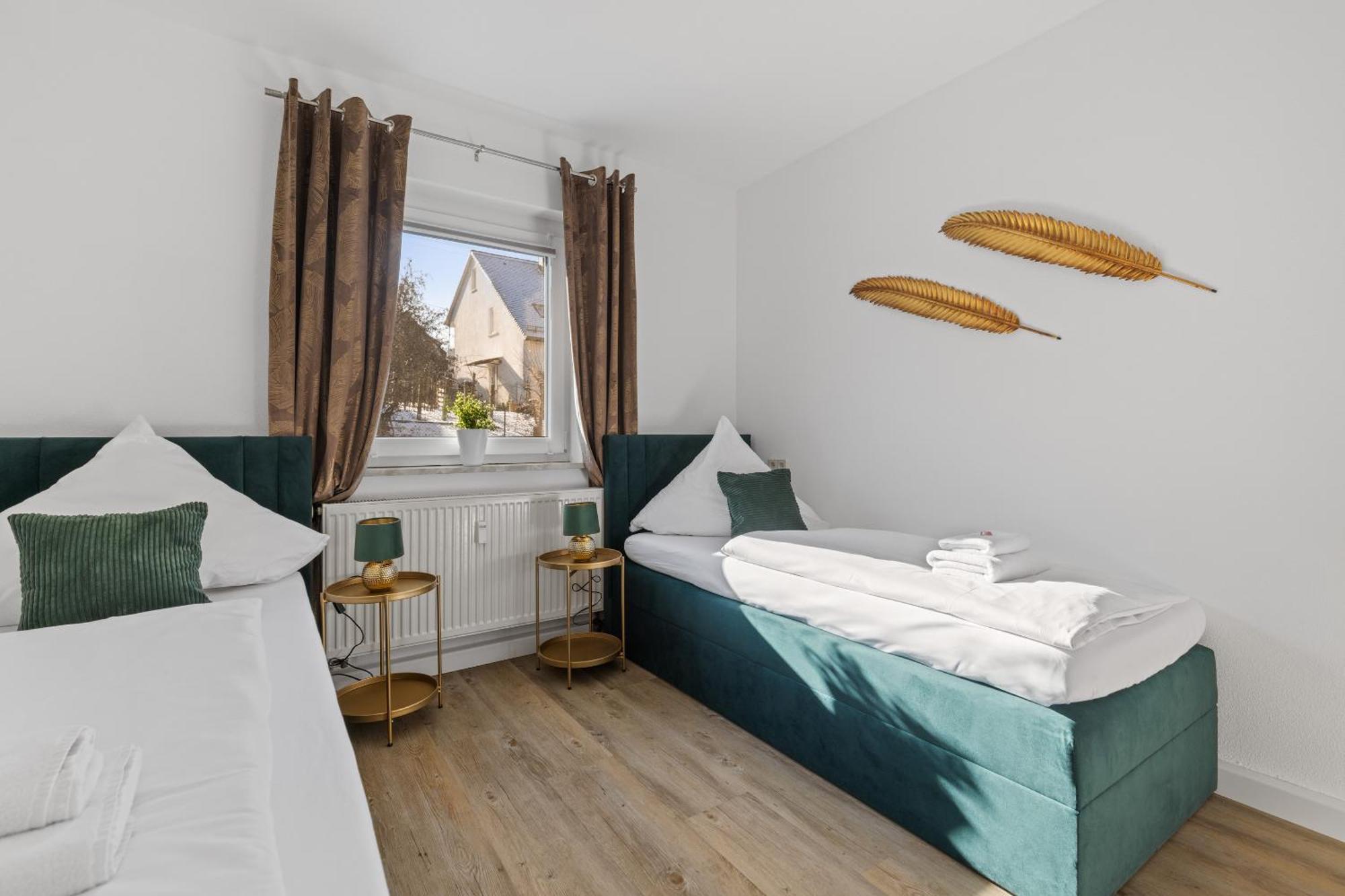Goldcream Suites - Modern - Netflix - Free Parking Guenzburg Luaran gambar