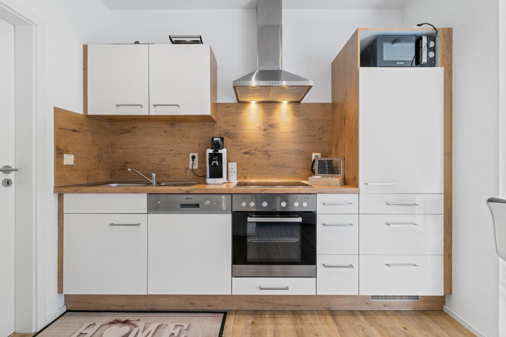 Goldcream Suites - Modern - Netflix - Free Parking Guenzburg Luaran gambar